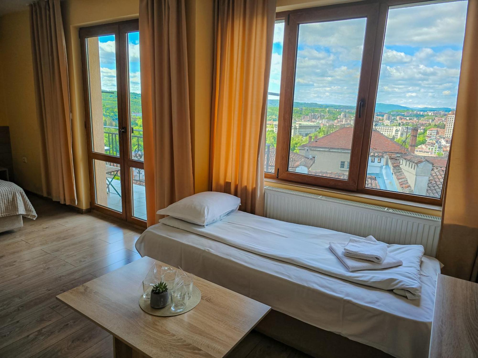 Family Hotel "Slavianska Dusha" Tırnova Dış mekan fotoğraf