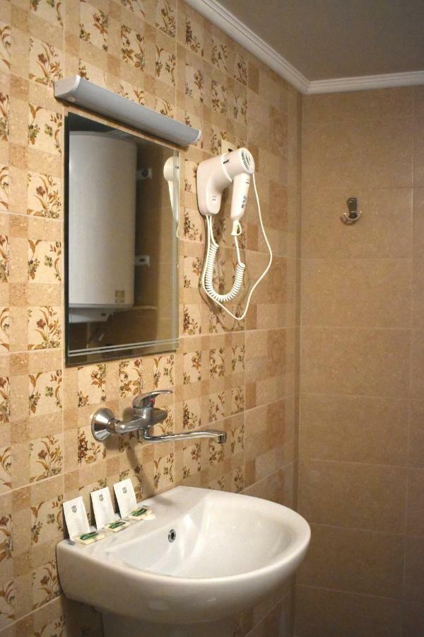 Family Hotel "Slavianska Dusha" Tırnova Dış mekan fotoğraf